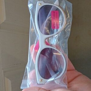 Betsey Johnson Sunglasses SR0422